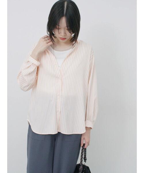 Samansa Mos2 blue（サマンサモスモスブルー）の「【接触冷感】マルチスタイルシャツ（シャツ/ブラウス・レディース・サックスブルー/ブラック/オフホワイト/ブルー/オレンジ/ミント/グリーン・M/L）」の18枚目の写真