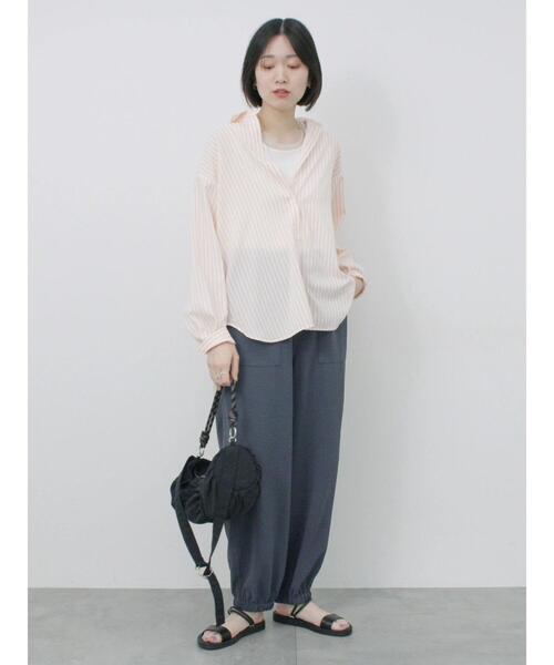 Samansa Mos2 blue（サマンサモスモスブルー）の「【接触冷感】マルチスタイルシャツ（シャツ/ブラウス・レディース・サックスブルー/ブラック/オフホワイト/ブルー/オレンジ/ミント/グリーン・M/L）」の22枚目の写真