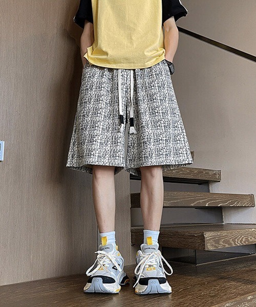 Ressaca(レサーカ)の「ルーズシルエットイージーショートパンツ(その他パンツ・メンズ・カーキ/アイボリー・M/L/XL)」の1枚目の写真