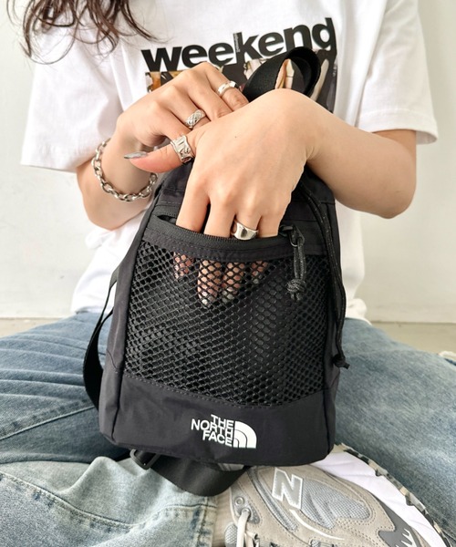 【Mac Duggal】ノースリーブホルターカットアウトパール装飾 セール】国内未発売 THE NORTH FACE(ザ・ノースフェイス)/巾着
