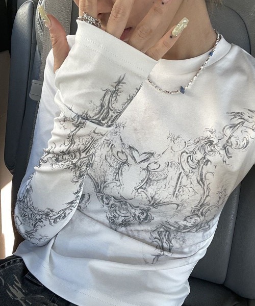 MASHIRO(マシロ)の「【MASHIRO】Y2Kデザインプリント長袖カットソー Y2K(MA/EK110)(Tシャツ/カットソー・レディース・ライトグレー・FREE/SMALL)」の3枚目の写真
