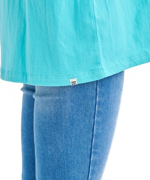 BILLABONG(ビラボン)の「BILLABONG レディース GRAPHIC LOOSE TEE Tシャツ 【2025年夏モデル】/ビラボングラフィック半袖Tシャツ(Tシャツ/カットソー・レディース・オレンジ/オフホワイト/ターコイズブルー/ホワイト・MEDIUM)」の16枚目の写真