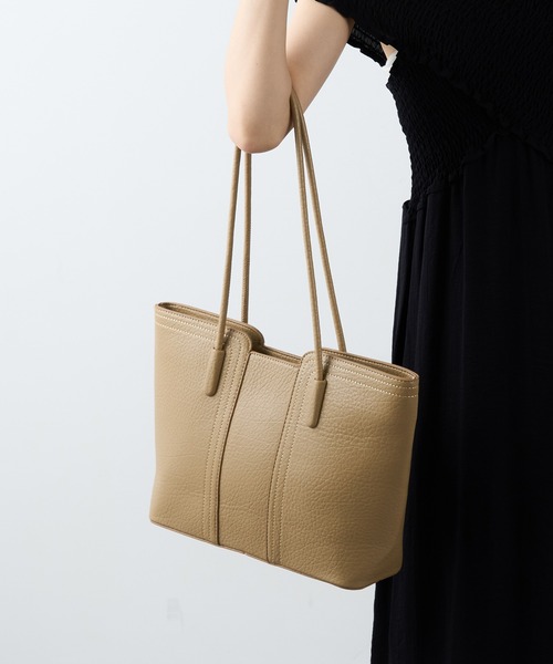 MAISON BREEZE（メゾンブリーズ）の「【MAISON BREEZE】A4収納可能 PU