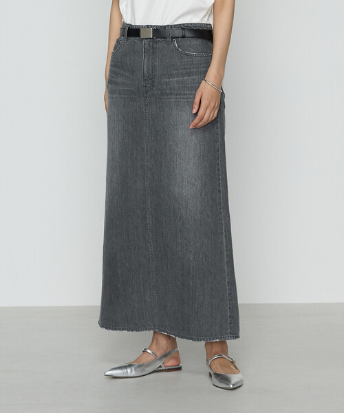 K.T KIYOKO TAKASE(キヨコタカセ)の「コットンデニム/コットンスラブ デニムタイトスカート(スカート・レディース・グレー/ブルー・9号/11号/13号)」の1枚目の写真