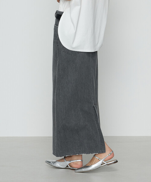 K.T KIYOKO TAKASE(キヨコタカセ)の「コットンデニム/コットンスラブ デニムタイトスカート(スカート・レディース・グレー/ブルー・9号/11号/13号)」の3枚目の写真