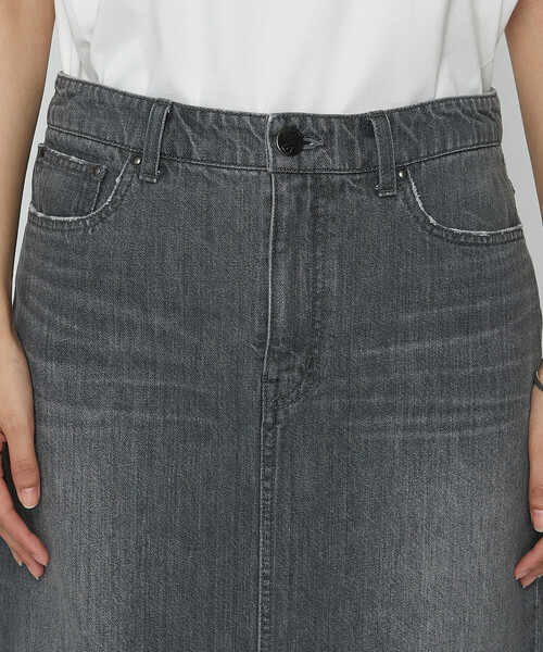 K.T KIYOKO TAKASE(キヨコタカセ)の「コットンデニム/コットンスラブ デニムタイトスカート(スカート・レディース・グレー/ブルー・9号/11号/13号)」の12枚目の写真