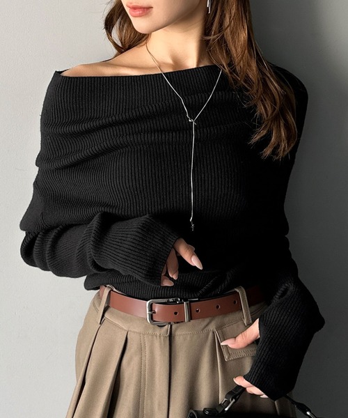 mily bilet（ミウィビレット）の「【mily bilet】立体的なシルエットが叶えるデコルテ魅せ♪指穴ドレープ使いファンオフショル２WAYリブニット（ニット/セーター・レディース・ブラック/アイボリー/ベージュ/グレー/レッド・LARGE/MEDIUM/SMALL/X-LARGE）」の19枚目の写真