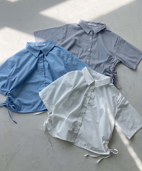 AS KNOW AS plus（アズノゥアズプラス）の「●サイドシャーリングリボンデザイン 半袖ビジューシャツ（シャツ/ブラウス・レディース・サックスブルー/オフホワイト/ネイビー系・FREE）」の22枚目の写真