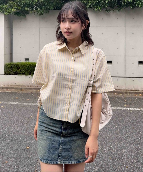 AS KNOW AS plus(アズノゥアズプラス)の「●サイドシャーリングリボンデザイン 半袖ビジューシャツ(シャツ/ブラウス・レディース・サックスブルー/オフホワイト/ネイビー系/ピンク系/イエロー系・FREE)」の18枚目の写真