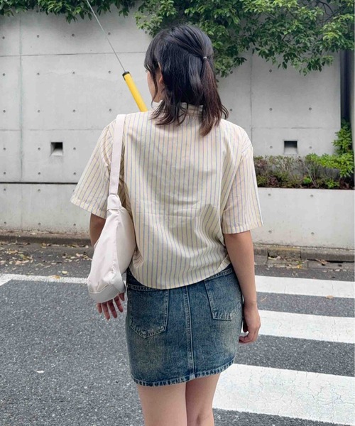 AS KNOW AS plus(アズノゥアズプラス)の「●サイドシャーリングリボンデザイン 半袖ビジューシャツ(シャツ/ブラウス・レディース・サックスブルー/オフホワイト/ネイビー系/ピンク系/イエロー系・FREE)」の22枚目の写真
