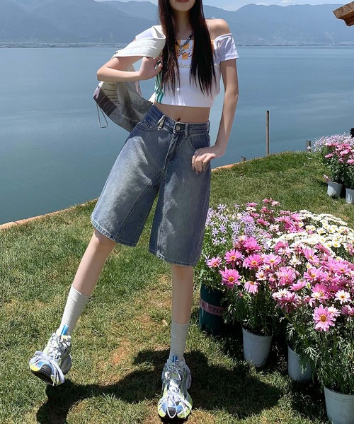 DAY CLOSET（デイ クローゼット）の「レディース ウォッシュ加工×切り替えラインのハーフ丈デニムバミューダパンツ ［大きいサイズ有］（デニムパンツ・レディース・ブルー・XL/S/L/M/XS）」の7枚目の写真