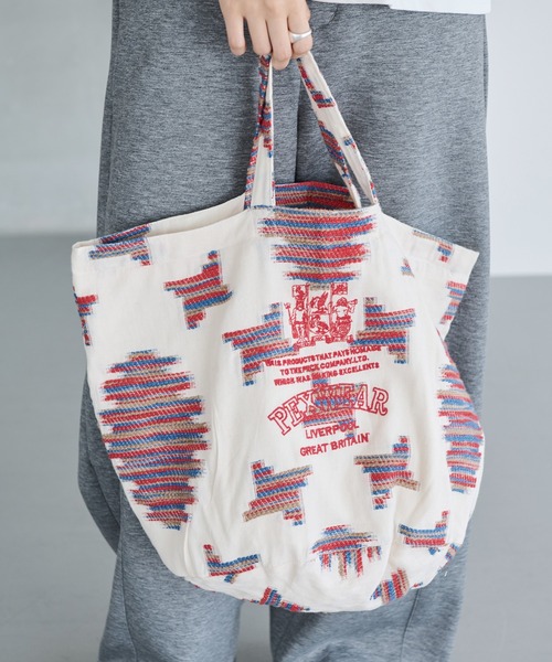 PEXWEAR(ペックスウェアー)の「JACQUARD ROUND BOTTOM TOTE/ジャガードラウンドボトムトート(トートバッグ・レディース・オレンジ/レッド/ライトブルー・F)」の9枚目の写真