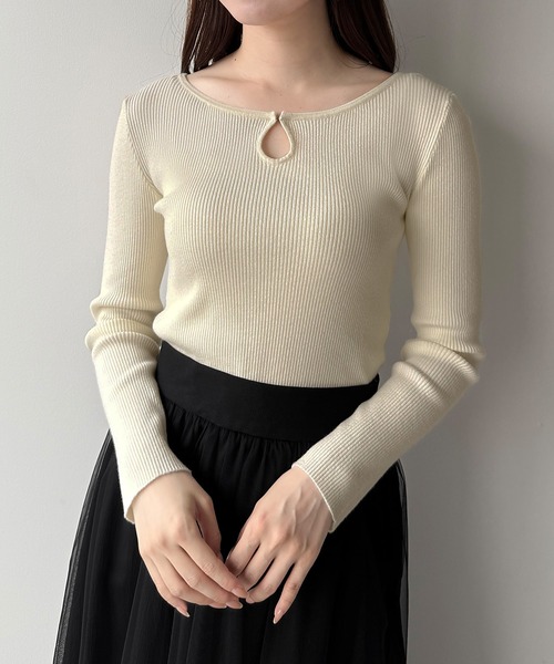 mipiarl（ミピアール）の「フロントホールリブニットトップス（ニット/セーター・レディース・アイボリー/ブラック/チャコール・LARGE/MEDIUM）」の11枚目の写真