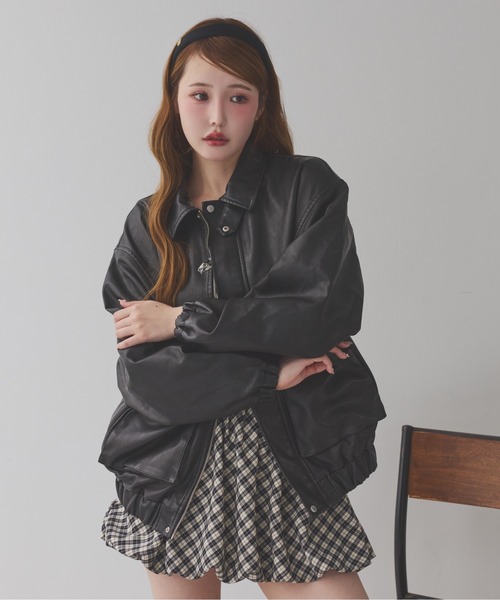 one after another NICE CLAUP(ワンアフターアナザーナイスクラップ)の「フェイクレザージャケット(ブルゾン・レディース・ブラック/ブラウン/キャメル・FREE)」の2枚目の写真