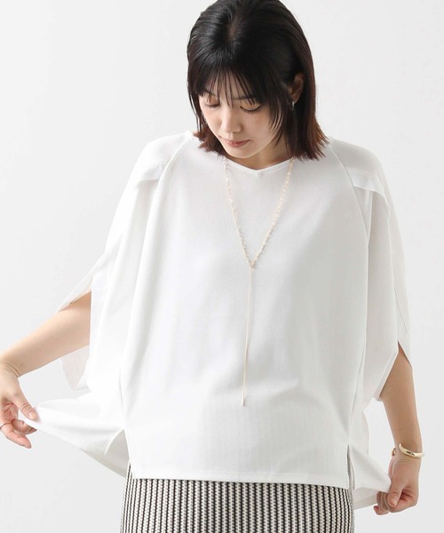 Gready Brilliant(グレディブリリアン)の「ジョーゼット浅Vネックドルマン(Tシャツ/カットソー・レディース・オフホワイト/チャコールグレー/キャメル・38)」の11枚目の写真