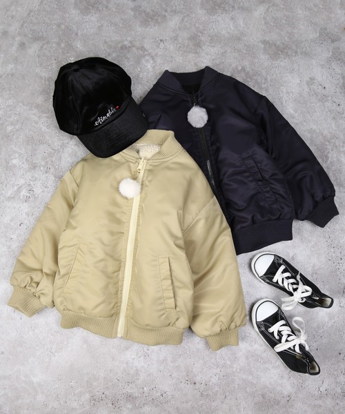 AIMABLE(エマーブル)の「リバーシブルボアブルゾン(ブルゾン・キッズ・ブラック/ベージュ・140/130/120/110/100)」の7枚目の写真