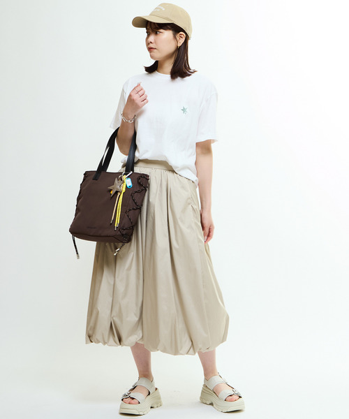 CONVERSE TOKYO(コンバーストウキョウ)の「LACE-UP CORD TOTE BAG(ショルダーバッグ・レディース・ブラウン/カーキ/ブラック・FREE)」の4枚目の写真