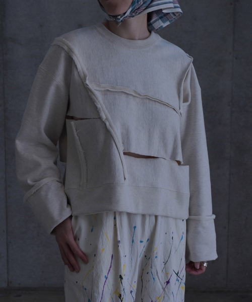 k3&co.（ケイスリーアンドコー）の「Pieced sweatshirt top（スウェット・レディース・アイボリー/ブラック・ONE SIZE）」の12枚目の写真
