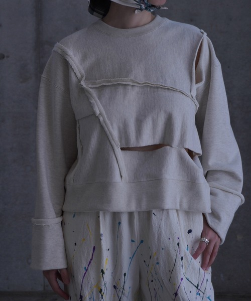 k3&co.（ケイスリーアンドコー）の「Pieced sweatshirt top（スウェット・レディース・アイボリー/ブラック・ONE SIZE）」の11枚目の写真
