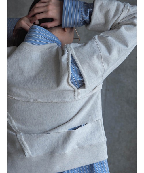 k3&co.（ケイスリーアンドコー）の「Pieced sweatshirt top（スウェット・レディース・アイボリー/ブラック・ONE SIZE）」の7枚目の写真