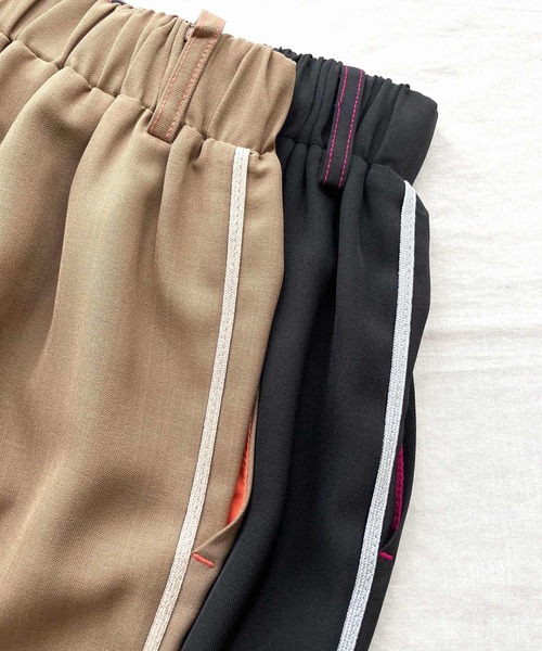 Q（キュー）の「ポプリンテーパードパンツ（その他パンツ・レディース・ブラウン/ブラック・MEDIUM）」の12枚目の写真