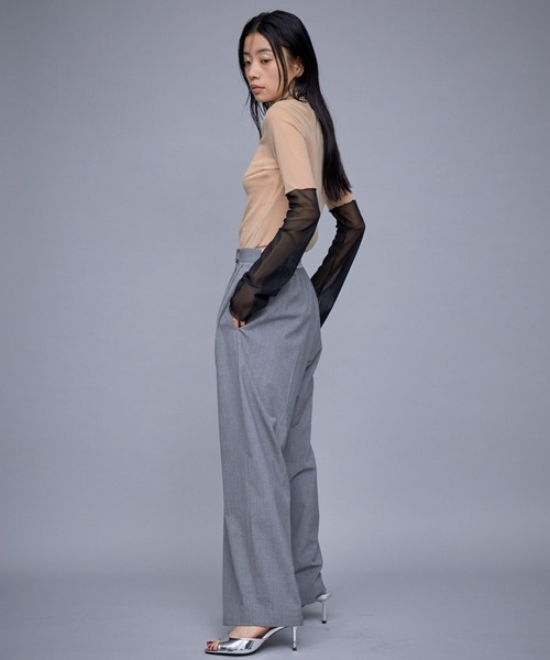 THINGS THAT MATTER(シングス ザット マター)の「T/R DOUBLE TUCK WIDE PANTS / TRダブルタックワイドパンツ(スラックス・レディース・ベージュ/グレー/ブラック・1)」の6枚目の写真