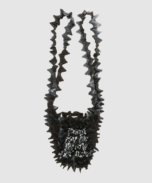 MASU(エムエーエスユー)の「SPIKY NEWTON BAG(トートバッグ・メンズ・ブラック/ホワイト/ベージュ・ONE SIZE)」の3枚目の写真