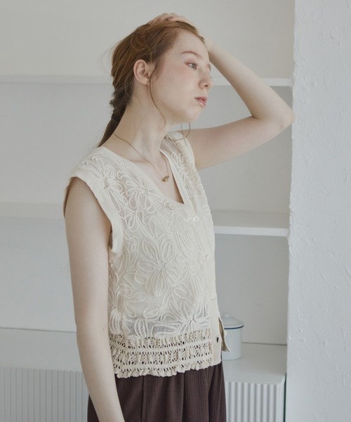 Crisp（クリスプ）の「フラワーテープメッシュトップス（その他トップス・レディース・ナチュラル・FREE）」の3枚目の写真