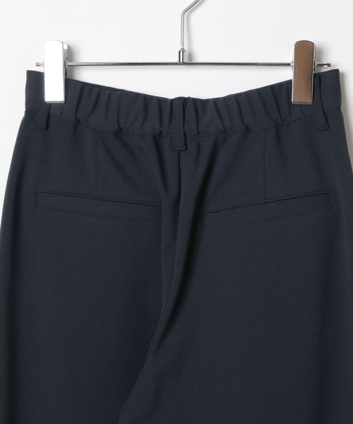 LEPSIM（レプシィム）の「よく伸びフィットパンツ　498773（その他パンツ・レディース・ブラック/ネイビー/ブラウン・MEDIUM/LARGE）」の22枚目の写真