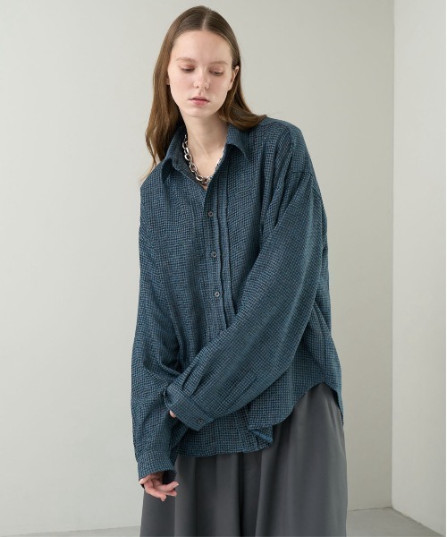 KUUUPY(クーピー)の「Front Tucked Tweed Shirt - フロントタック ツイードシャツ(シャツ/ブラウス・メンズ・ブルー/ブラック・SMALL/MEDIUM/LARGE)」の2枚目の写真