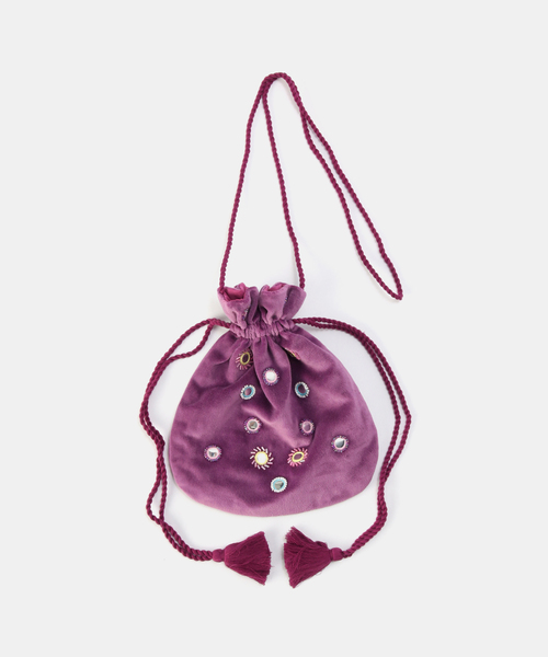 B.C STOCK(ベーセーストック)の「ベルベットポーチ(ショルダーバッグ・レディース・ブラック系その他/グレー/ベージュ/ライトグリーン/カーキ/ラベンダー/ボルドー・FREE)」の6枚目の写真