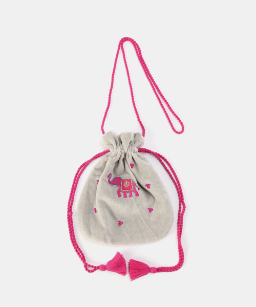 B.C STOCK(ベーセーストック)の「ベルベットポーチ(ショルダーバッグ・レディース・ブラック系その他/グレー/ベージュ/ライトグリーン/カーキ/ラベンダー/ボルドー・FREE)」の3枚目の写真