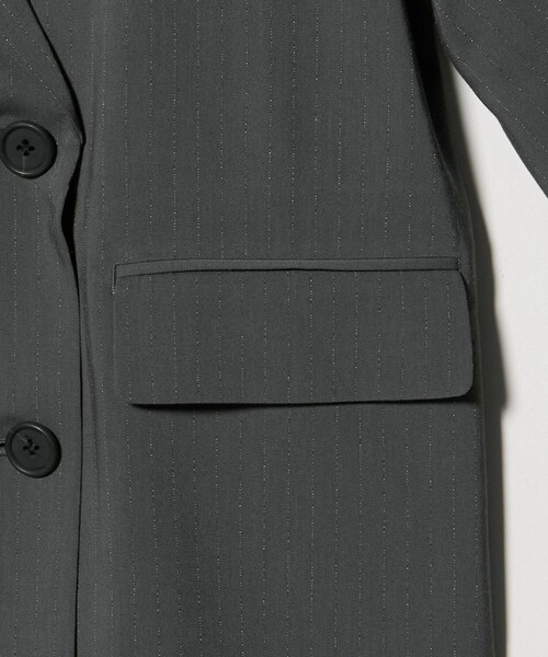 UNITED ARROWS（ユナイテッドアローズ）の「NALYA ピンストライプ ジャケット（テーラードジャケット・レディース・ダークグレー/ネイビー・38/36）」の17枚目の写真