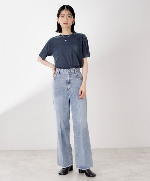 THE SHOP TK （ザ ショップ ティーケー ）の「◆シアーベロアカットソー【洗える】（Tシャツ/カットソー・レディース・ブルー/オフホワイト/ダークブラウン/ブラック・13/12）」の22枚目の写真