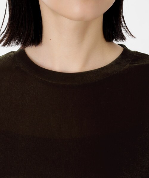 THE SHOP TK （ザ ショップ ティーケー ）の「◆シアーベロアカットソー【洗える】（Tシャツ/カットソー・レディース・ブルー/オフホワイト/ダークブラウン/ブラック・13/12）」の9枚目の写真