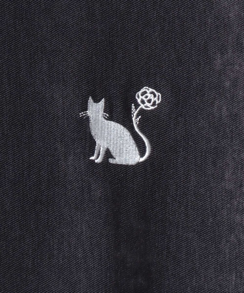 ANPAS（アンパス）の「Stretch Kersey Cat Embroidery Brushed SweatShirt/ストレッチカルゼ ワンポイント 猫 花 モチーフ 刺繍 起毛 スウェット トレーナー メンズ レディース（スウェット・メンズ・アイボリー/カーキ/チャコール・M/L）」の14枚目の写真