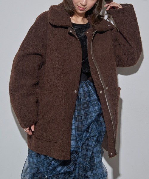MAISON BREEZE reveur(メゾンブリーズレヴール)の「【MAISON BREEZE reveur】リバーシブルFムートンコート trc(ムートンコート・レディース・ブラウン/ブラック・FREE)」の13枚目の写真