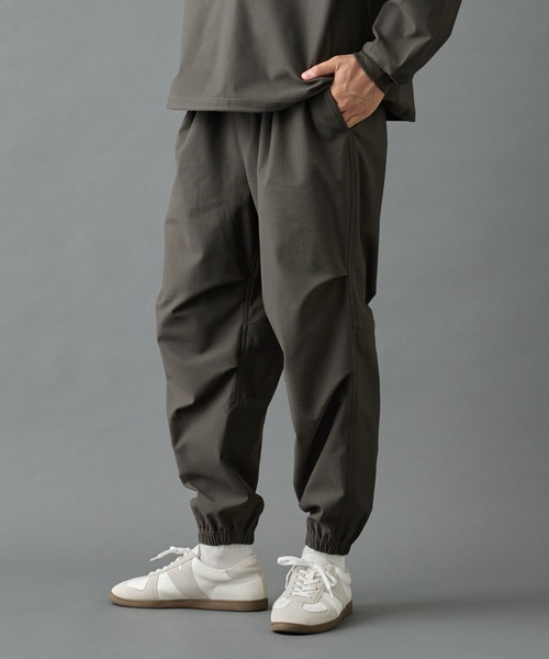 COLONY 2139（コロニートゥーワンスリーナイン）の「グリッドストレッチジョガーパンツ（その他パンツ・メンズ・チャコールグレー/ブラック/ライトグレー・MEDIUM/LARGE）」の9枚目の写真
