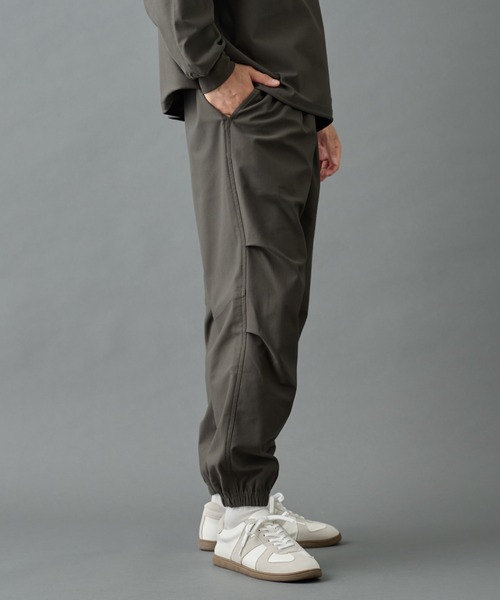 COLONY 2139（コロニートゥーワンスリーナイン）の「グリッドストレッチジョガーパンツ（その他パンツ・メンズ・チャコールグレー/ブラック/ライトグレー・MEDIUM/LARGE）」の11枚目の写真