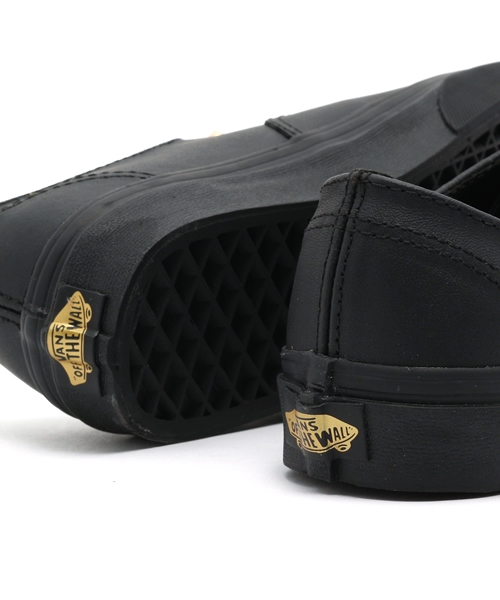 VANS（バンズ）の「VANS（バンズ）スタッズスリッポン/VN-0ZSKI3P（スリッポン・レディース・ブラック・5/7/6）」の4枚目の写真