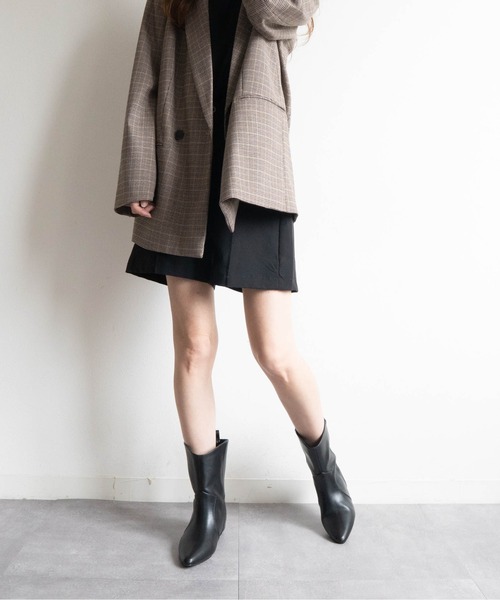 Fabby fabby（ファビィーファビィー）の「インヒールワイドショートブーツ（ブーツ・レディース・シルバー/ブラック系その他/ブラック/ブラウン系その他/ベージュ・SMALL/MEDIUM/LARGE）」の17枚目の写真