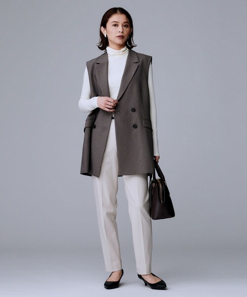 UNTITLED（アンタイトル）の「【吸湿発熱/洗える】ハイネックインナー（Tシャツ/カットソー・レディース・ブラック/オフホワイト/ダークグレー・00/02/04/44/48）」の7枚目の写真