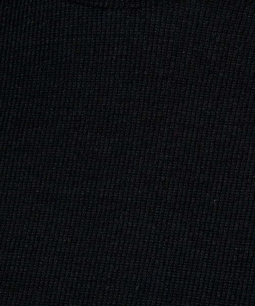 UNTITLED（アンタイトル）の「【吸湿発熱/洗える】ハイネックインナー（Tシャツ/カットソー・レディース・ブラック/オフホワイト/ダークグレー・00/02/04/44/48）」の12枚目の写真