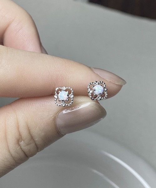 Burner(バーナー)の「【blatto 925silver】シルバー925 フラワーモチーフ クラシカルピアス esm-pierce-24-16【RBTS】(ピアス(両耳用)・レディース・シルバー/ゴールド・FREE)」の3枚目の写真