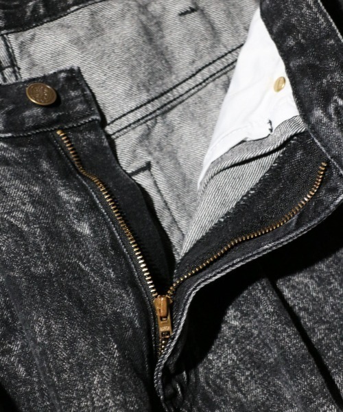 GUNG HO（ガンホー）の「GUNG HO / ガンホー DENIM BAGGY PANTS バギーデニムパンツ（デニムパンツ・メンズ・ホワイト/ブラック系1・SMALL/LARGE）」の6枚目の写真
