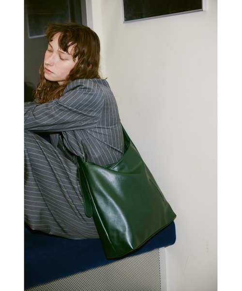 un/neu（アンノイ）の「ショルダーバッグ（ショルダーバッグ・レディース・ブラック・FREE）」の4枚目の写真