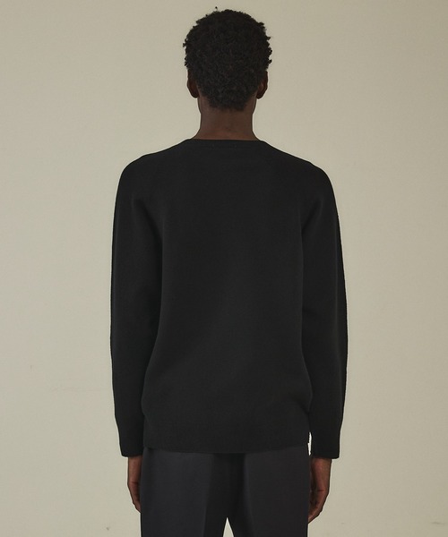 DESIGNWORKS（デザインワークス）の「【ハイパーストレッチ】ホールガーメント アスレチック クルーネックスウェット（ニット/セーター・メンズ・チョコ/アイボリー/ブラック・46/48）」の6枚目の写真