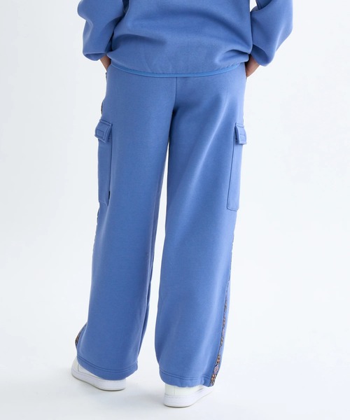 BILLABONG(ビラボン)の「BILLABONG レディース ADIV FLEECE CARGO LO セットアップボトムス 【2025年秋冬モデル】 @autumn/ビラボン撥水カーゴスウェットパンツ(SET UP・セットアップ可能・空港コーデ)(スウェットパンツ・レディース・パープル/アイボリー・MEDIUM/LARGE)」の20枚目の写真