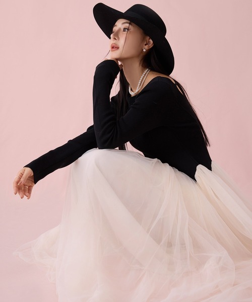 カーブシルエットニットコンビチュールフレアワンピース（ワンピース