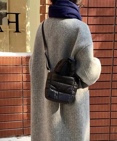 Mignonjour（ミニョンジュール）の「Mignonjour/キルティングミニバッグ M2858（ハンドバッグ・レディース・ホワイト/シルバー/ブラック・FREE）」の2枚目の写真